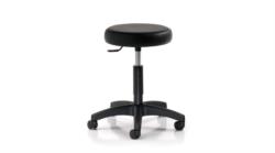 LOW STOOL WITH WHEELS, PADDED SEAT, HEIGHT ADJUSTMENT THROUGH GAS SPRING
